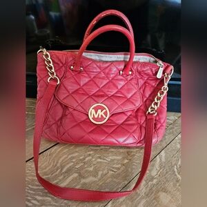 Michael Kors Red Shoulder Bag with Quilted Leather and Gold Hardware